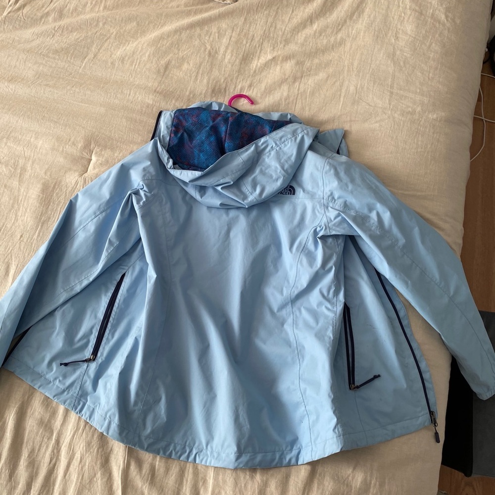 Northface Rain Jacket - Picture 9 of 9